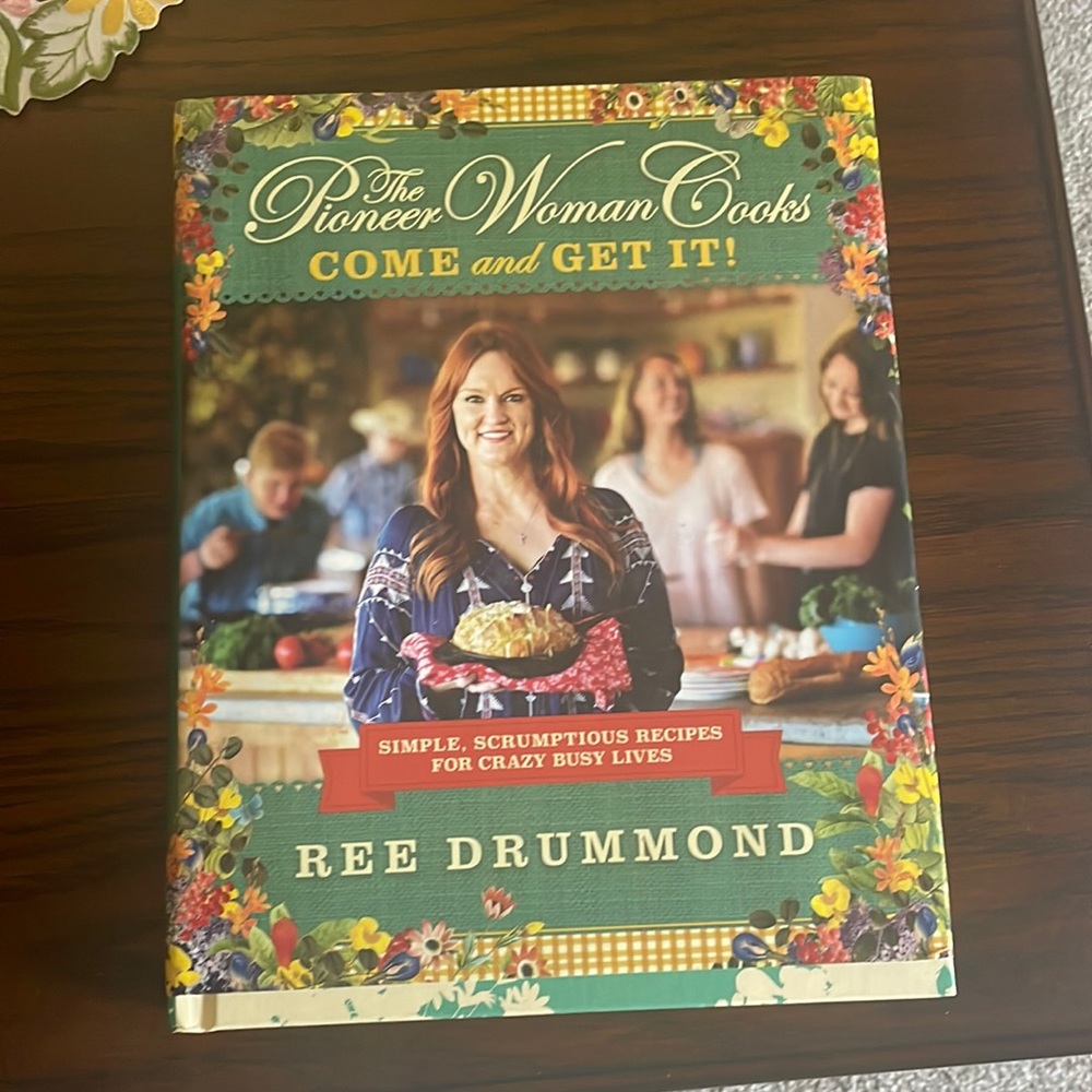 Pioneer Woman Cooks cookbook